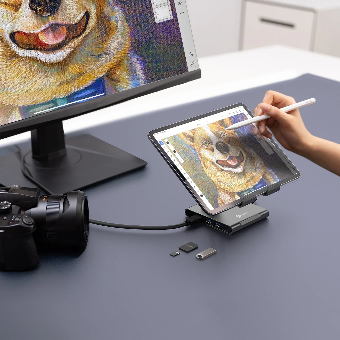J5 Create - Soporte multiangulo con estación de acoplamiento para iPad Pro®